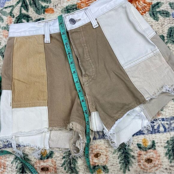 RE/DONE x Levi’s Patched Denim Shorts Size 23 high rise white tan vintage - Picture 5 of 9